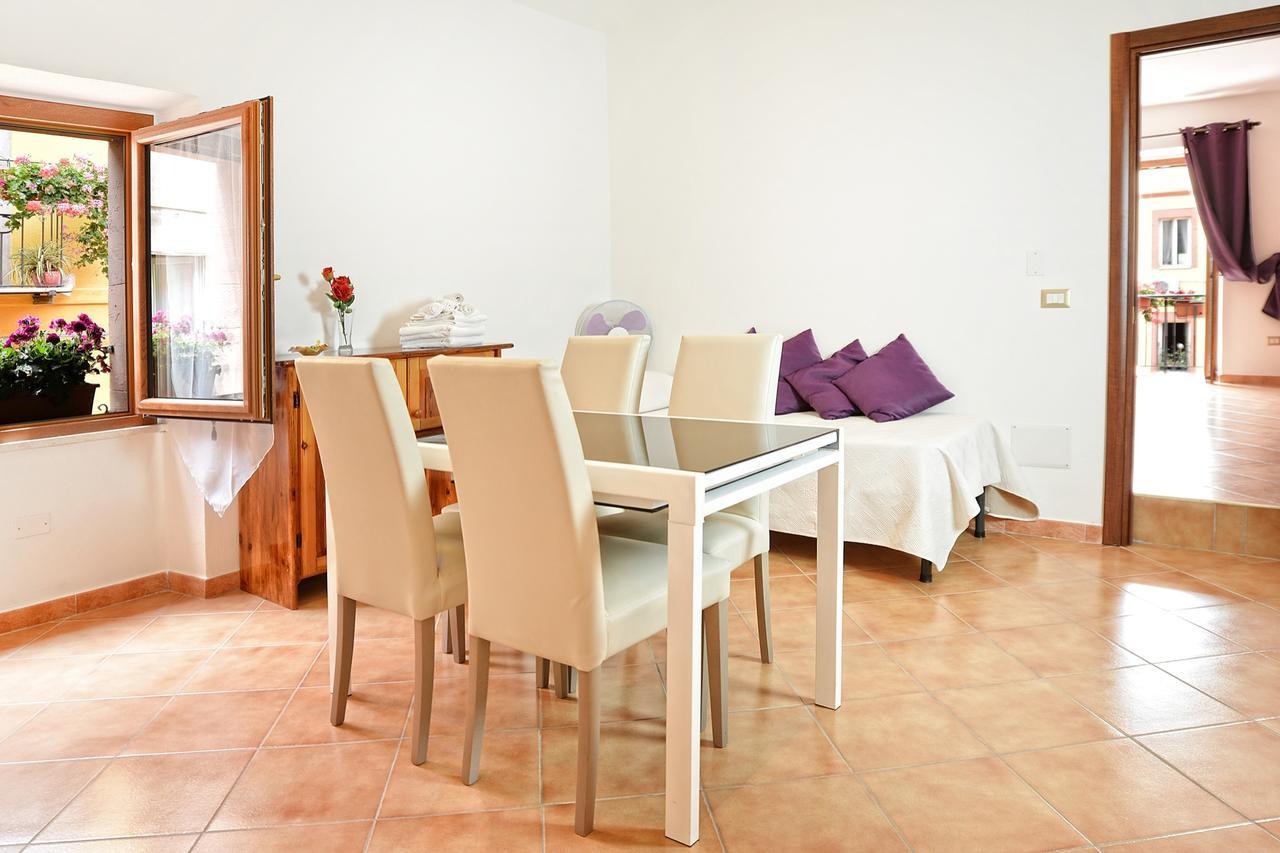 Ada'S Guest House Боза Екстер'єр фото